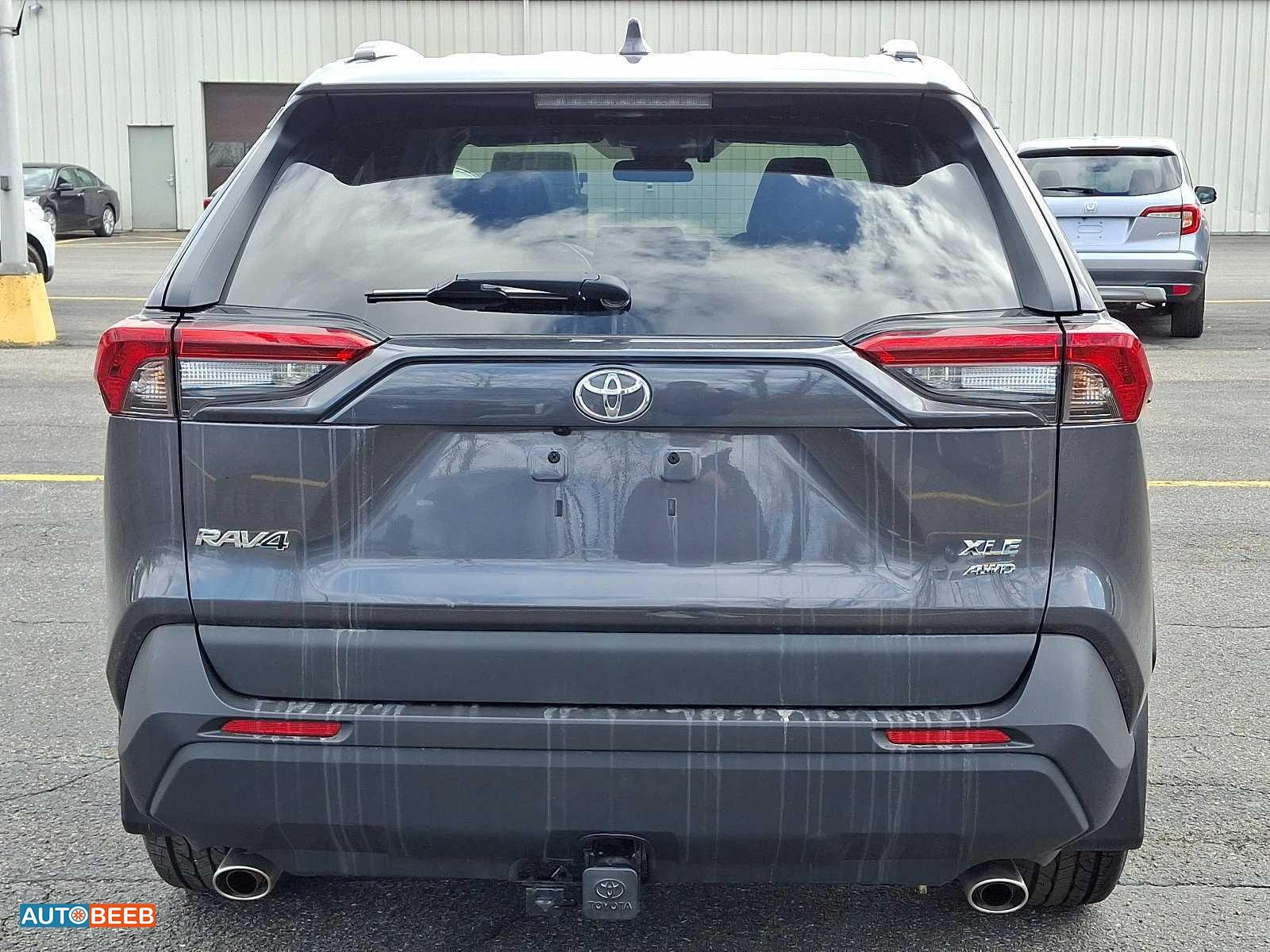 Toyota RAV4 2021